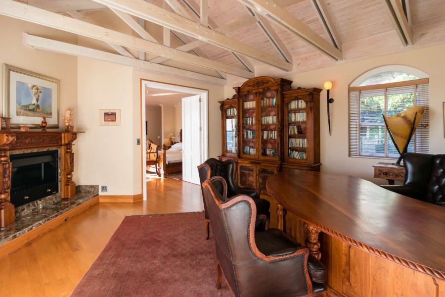 5 Bedroom Property for Sale in The Heads Western Cape